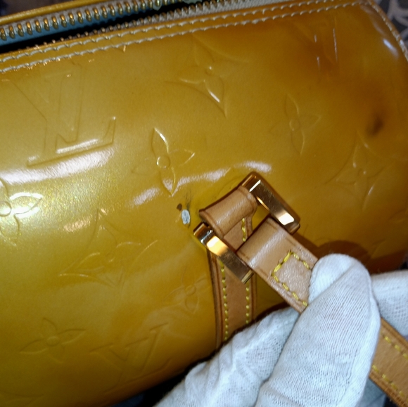 Authentic Louis Vuitton Vernis Bag - Picture 5 of 11